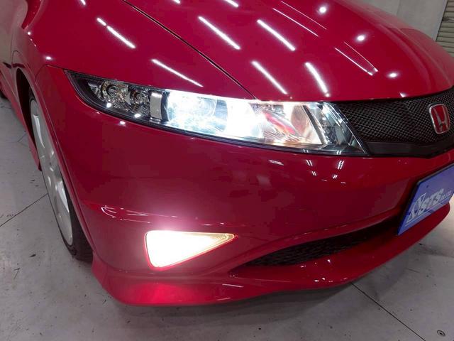 シビック タイプＲ　ユーロ　ユーザー様直接仕入れ　６速ＭＴ　純正オーディオ　純正１８インチＡＷ　ＨＩＤヘッドライト　フォグランプ　専用バケットシート　ステアスイッチ　クリアランスソナー　ドラレコ　リモコンキー　スペアキー　ＥＴＣ（10枚目）