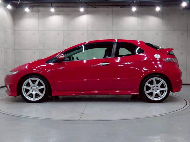 シビック タイプＲ　ユーロ　ユーザー様直接仕入れ　６速ＭＴ　純正オーディオ　純正１８インチＡＷ　ＨＩＤヘッドライト　フォグランプ　専用バケットシート　ステアスイッチ　クリアランスソナー　ドラレコ　リモコンキー　スペアキー　ＥＴＣ（20枚目）