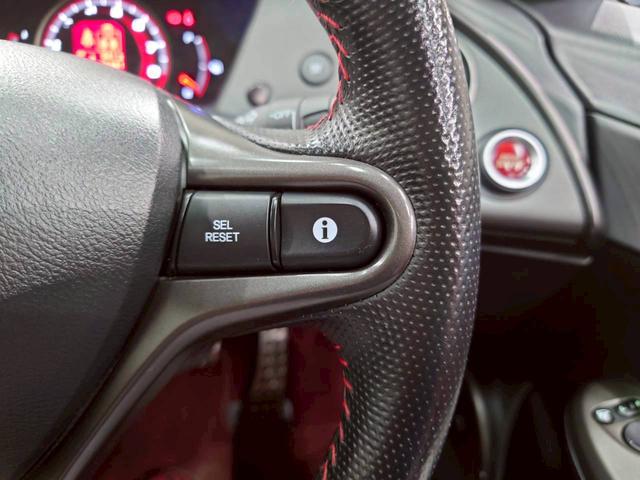 シビック タイプＲ　ユーロ　ユーザー様直接仕入れ　６速ＭＴ　純正オーディオ　純正１８インチＡＷ　ＨＩＤヘッドライト　フォグランプ　専用バケットシート　ステアスイッチ　クリアランスソナー　ドラレコ　リモコンキー　スペアキー　ＥＴＣ（28枚目）