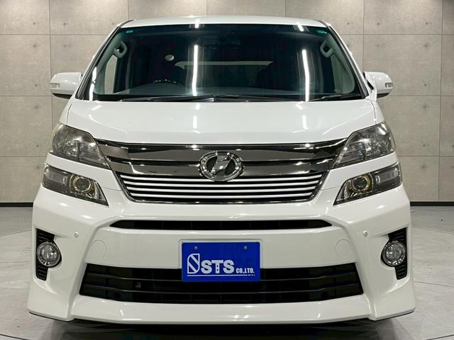 ヴェルファイア ３．５Ｚ　ゴールデンアイズ　ＴＥＩＮ車高調　ガナドールマフラー　社外１８ＡＷ・キャリパーカバー　純正ナビ　フルセグＴＶ　リアカメラ　フリップダウンＭ　両側パワスラ　ハーフレザーシート　クルコン　ドラレコ　Ｅ／Ｇスターター　ＥＴＣ（7枚目）