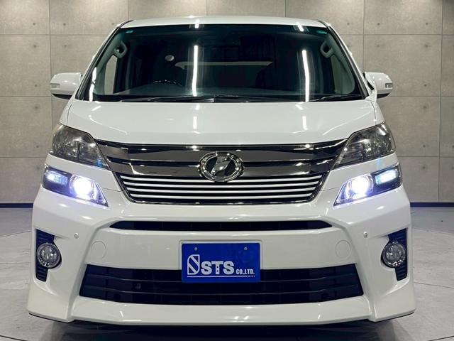 ヴェルファイア ３．５Ｚ　ゴールデンアイズ　ＴＥＩＮ車高調　ガナドールマフラー　社外１８ＡＷ・キャリパーカバー　純正ナビ　フルセグＴＶ　リアカメラ　フリップダウンＭ　両側パワスラ　ハーフレザーシート　クルコン　ドラレコ　Ｅ／Ｇスターター　ＥＴＣ（9枚目）