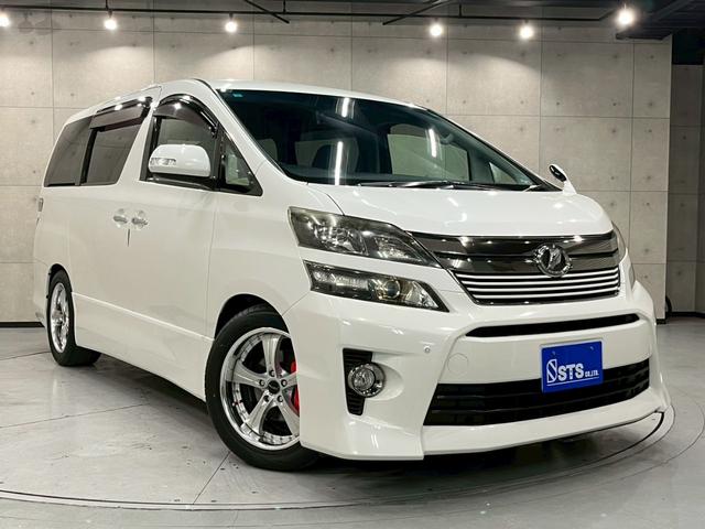 ヴェルファイア ３．５Ｚ　ゴールデンアイズ　ＴＥＩＮ車高調　ガナドールマフラー　社外１８ＡＷ・キャリパーカバー　純正ナビ　フルセグＴＶ　リアカメラ　フリップダウンＭ　両側パワスラ　ハーフレザーシート　クルコン　ドラレコ　Ｅ／Ｇスターター　ＥＴＣ（12枚目）