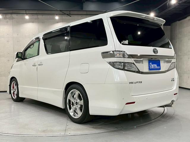 ヴェルファイア ３．５Ｚ　ゴールデンアイズ　ＴＥＩＮ車高調　ガナドールマフラー　社外１８ＡＷ・キャリパーカバー　純正ナビ　フルセグＴＶ　リアカメラ　フリップダウンＭ　両側パワスラ　ハーフレザーシート　クルコン　ドラレコ　Ｅ／Ｇスターター　ＥＴＣ（17枚目）