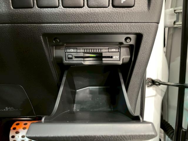 ヴェルファイア ３．５Ｚ　ゴールデンアイズ　ＴＥＩＮ車高調　ガナドールマフラー　社外１８ＡＷ・キャリパーカバー　純正ナビ　フルセグＴＶ　リアカメラ　フリップダウンＭ　両側パワスラ　ハーフレザーシート　クルコン　ドラレコ　Ｅ／Ｇスターター　ＥＴＣ（36枚目）