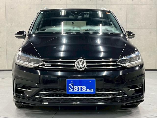 ゴルフトゥーラン ＴＳＩ　Ｒライン　弊社ユーザー様ワンオーナー　純正ナビ　フルセグＴＶ　Ｂｌｕｅｔｏｏｔｈ　バックカメラ　ＬＥＤヘッドライト　純正１７インチＡＷ　ステアスイッチ　レーダークルーズ　ドラレコ　スマートキー　予備キー　ＥＴＣ（7枚目）