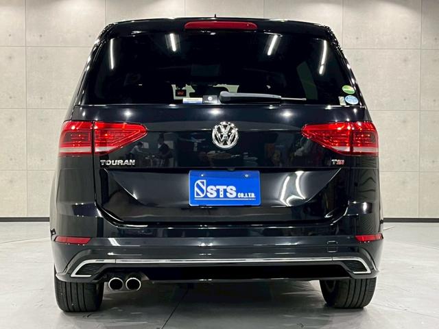 ゴルフトゥーラン ＴＳＩ　Ｒライン　弊社ユーザー様ワンオーナー　純正ナビ　フルセグＴＶ　Ｂｌｕｅｔｏｏｔｈ　バックカメラ　ＬＥＤヘッドライト　純正１７インチＡＷ　ステアスイッチ　レーダークルーズ　ドラレコ　スマートキー　予備キー　ＥＴＣ（14枚目）