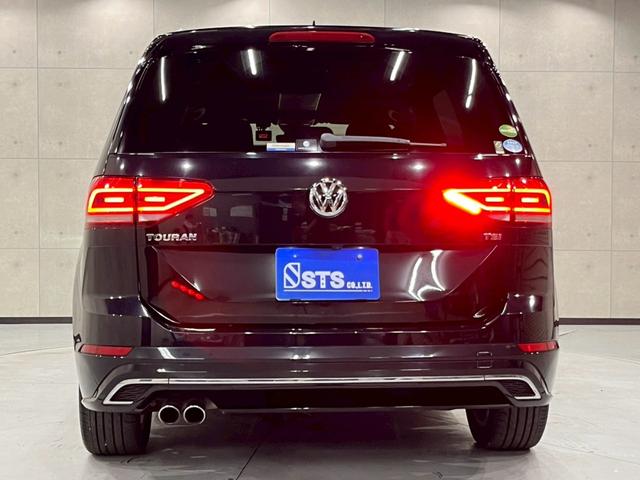 ゴルフトゥーラン ＴＳＩ　Ｒライン　弊社ユーザー様ワンオーナー　純正ナビ　フルセグＴＶ　Ｂｌｕｅｔｏｏｔｈ　バックカメラ　ＬＥＤヘッドライト　純正１７インチＡＷ　ステアスイッチ　レーダークルーズ　ドラレコ　スマートキー　予備キー　ＥＴＣ（16枚目）