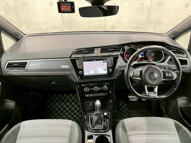 ゴルフトゥーラン ＴＳＩ　Ｒライン　弊社ユーザー様ワンオーナー　純正ナビ　フルセグＴＶ　Ｂｌｕｅｔｏｏｔｈ　バックカメラ　ＬＥＤヘッドライト　純正１７インチＡＷ　ステアスイッチ　レーダークルーズ　ドラレコ　スマートキー　予備キー　ＥＴＣ（20枚目）