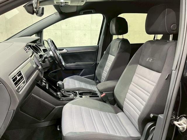 ゴルフトゥーラン ＴＳＩ　Ｒライン　弊社ユーザー様ワンオーナー　純正ナビ　フルセグＴＶ　Ｂｌｕｅｔｏｏｔｈ　バックカメラ　ＬＥＤヘッドライト　純正１７インチＡＷ　ステアスイッチ　レーダークルーズ　ドラレコ　スマートキー　予備キー　ＥＴＣ（49枚目）