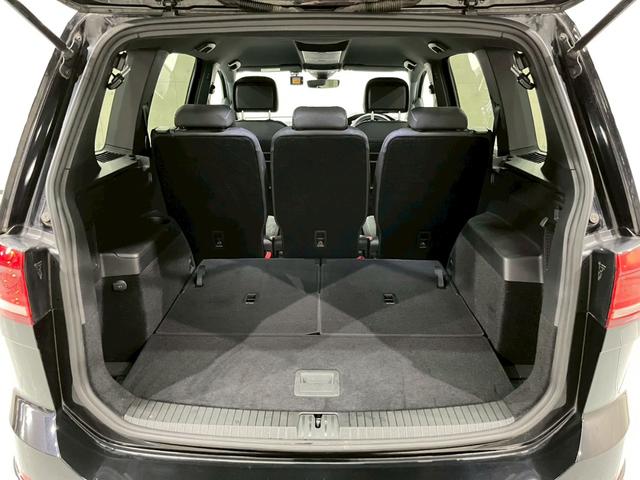 ゴルフトゥーラン ＴＳＩ　Ｒライン　弊社ユーザー様ワンオーナー　純正ナビ　フルセグＴＶ　Ｂｌｕｅｔｏｏｔｈ　バックカメラ　ＬＥＤヘッドライト　純正１７インチＡＷ　ステアスイッチ　レーダークルーズ　ドラレコ　スマートキー　予備キー　ＥＴＣ（63枚目）
