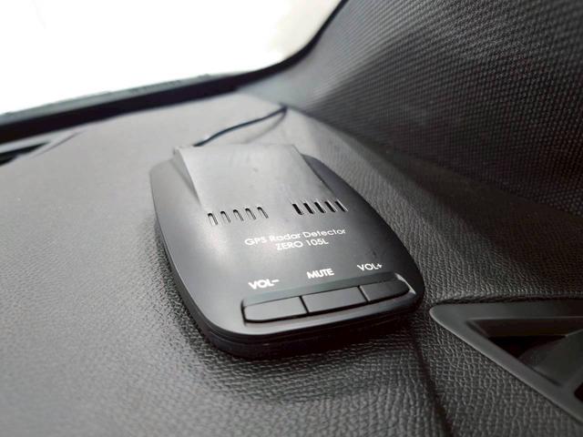 ＤＳ７クロスバック グランシック　ピュアテック　パノラマサンルーフ　ＬＥＤライト　純正２０ＡＷ　純正ナビ　ＤＴＶ　ＢＴ接続　バックカメラ　ＦＯＣＡＬスピーカー　革シート　シートヒーター　クルコン　リヴオリインテリア　クラシック時計　ドラレコ　ＥＴＣ（30枚目）