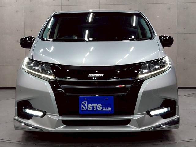オデッセイ アブソルート・ＥＸホンダセンシング　無限フルエアロ・マフラー・リアスポイラ　社外足回り　ＬＥＤライト　純正ＡＷ　両側パワスラ　社外ナビ　ＤＴＶ　ＢＴ接続　アラウンドＭ　サヴウーファー　ヘッドレストモニター　ハーフレザー　ドラレコ　ＥＴＣ（8枚目）