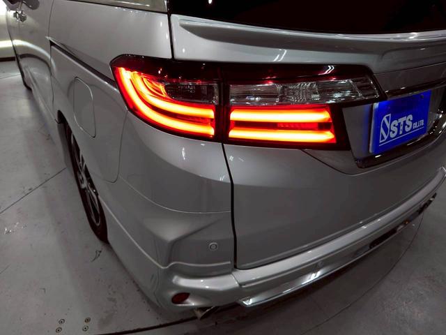 オデッセイ アブソルート・ＥＸホンダセンシング　無限フルエアロ・マフラー・リアスポイラ　社外足回り　ＬＥＤライト　純正ＡＷ　両側パワスラ　社外ナビ　ＤＴＶ　ＢＴ接続　アラウンドＭ　サヴウーファー　ヘッドレストモニター　ハーフレザー　ドラレコ　ＥＴＣ（17枚目）