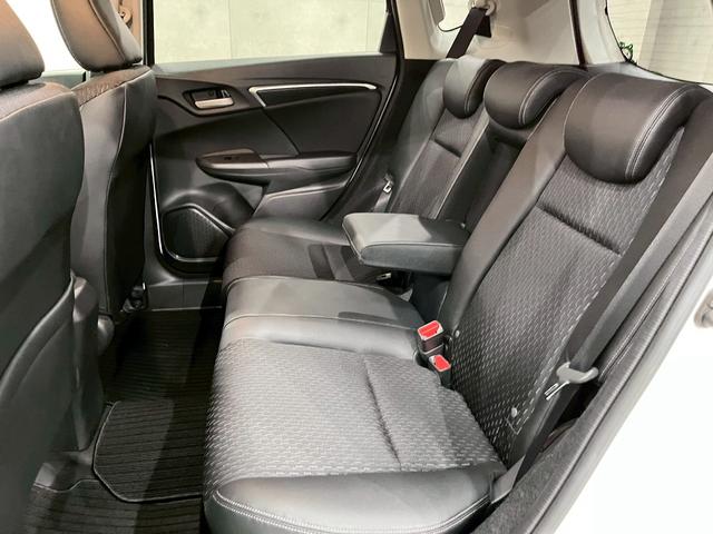 フィット １３Ｇ・Ｌパッケージ　ファインエディション　ユーザー様直接仕入れ　純正ナビ　フルセグＴＶ　Ｂｌｕｅｔｏｏｔｈ　バックモニター　ＬＥＤヘッドライト　ハーフレザーシート　ステアスイッチ　オートクルーズ　スマートキー　スペアキー　　走行１．９万キロ台（52枚目）