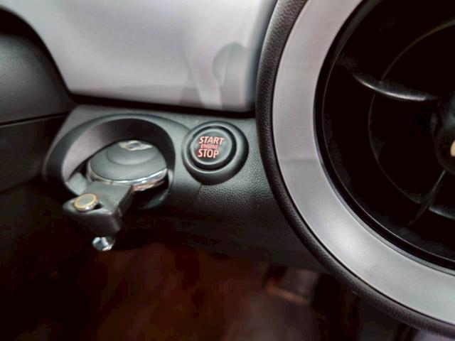 ＭＩＮＩ クーパー　クーペ　ユーザー様直接仕入　６速ＭＴ　ツートンカラー　センターストライプ　可変リアスポイラー　ＨＩＤヘッドライト　純正１６インチＡＷ　純正オーディオ　ドラレコ　プッシュスタート　パーキングソナー　ＥＴＣ車載器（31枚目）