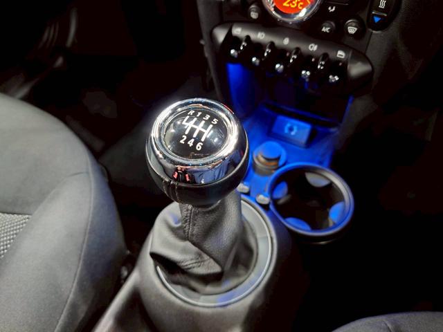 ＭＩＮＩ クーパー　クーペ　ユーザー様直接仕入　６速ＭＴ　ツートンカラー　センターストライプ　可変リアスポイラー　ＨＩＤヘッドライト　純正１６インチＡＷ　純正オーディオ　ドラレコ　プッシュスタート　パーキングソナー　ＥＴＣ車載器（38枚目）