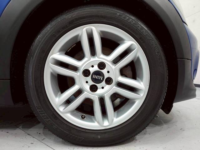 ＭＩＮＩ クーパー　クーペ　ユーザー様直接仕入　６速ＭＴ　ツートンカラー　センターストライプ　可変リアスポイラー　ＨＩＤヘッドライト　純正１６インチＡＷ　純正オーディオ　ドラレコ　プッシュスタート　パーキングソナー　ＥＴＣ車載器（53枚目）