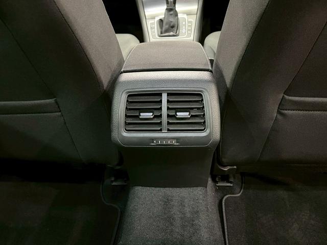 ゴルフヴァリアント TSIコンフォートラインブルーモーションテクノロジー ユーザー様直接仕入れ ルーフレール HIDヘッドライト フォグ オートライト 純正16インチAW 純正ナビ Bluetooth ドラレコ 電格ドアミラー ETC車載器 走行5.7万キロ台(54枚目)