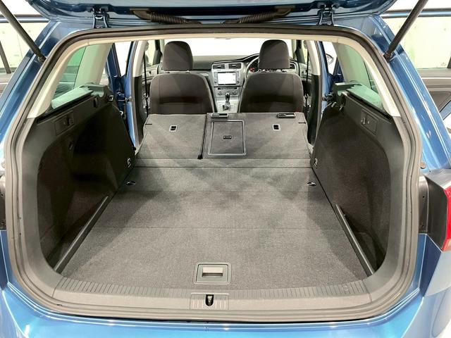 ゴルフヴァリアント TSIコンフォートラインブルーモーションテクノロジー ユーザー様直接仕入れ ルーフレール HIDヘッドライト フォグ オートライト 純正16インチAW 純正ナビ Bluetooth ドラレコ 電格ドアミラー ETC車載器 走行5.7万キロ台(60枚目)