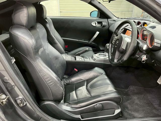 フェアレディZ バージョンT 社外エアロバンパー トランクスポイラー 社外ヘッドライト・20インチアルミ 黒革シート パワーシート 社外ナビ フルセグTV Bluetooth バックモニター 革巻きステア リモコンキー ETC(53枚目)