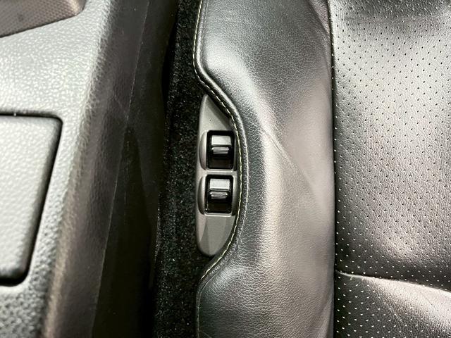 フェアレディZ バージョンT 社外エアロバンパー トランクスポイラー 社外ヘッドライト・20インチアルミ 黒革シート パワーシート 社外ナビ フルセグTV Bluetooth バックモニター 革巻きステア リモコンキー ETC(55枚目)