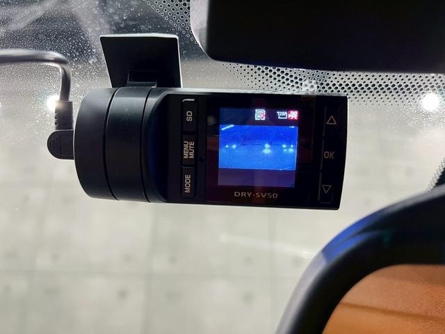 ６シリーズ ６４０ｉグランクーペ　Ｍスポーツパッケージ　社外フロントスポイラー　社外２０インチＡＷ　ＨＩＤヘッドライト　フォグ　純正ナビ　ＢＴ接続　バックモニター　革シート　パワーシート　シートヒーター　ドラレコ　スマートキー　ＥＴＣ　ユーザー様直接仕入れ（32枚目）