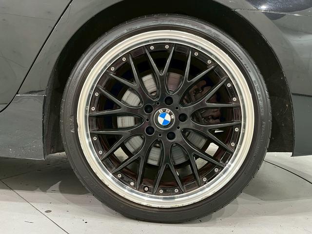 ６シリーズ ６４０ｉグランクーペ　Ｍスポーツパッケージ　社外フロントスポイラー　社外２０インチＡＷ　ＨＩＤヘッドライト　フォグ　純正ナビ　ＢＴ接続　バックモニター　革シート　パワーシート　シートヒーター　ドラレコ　スマートキー　ＥＴＣ　ユーザー様直接仕入れ（62枚目）