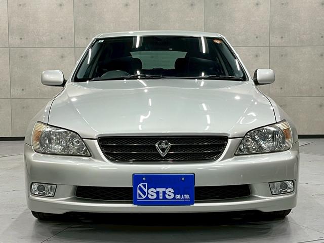 アルテッツァジータ AS200 Zエディション ユーザー様直接仕入れ 6速MT 社外サスペンション フォグランプ 社外17インチアルミ トランクタワーバー 革巻きステアリング 電格ドアミラー サイドバイザー リモコンキー ETC(7枚目)