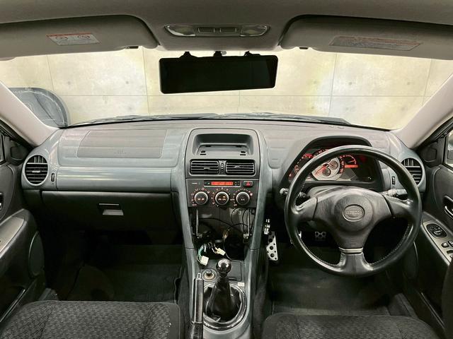 アルテッツァジータ AS200 Zエディション ユーザー様直接仕入れ 6速MT 社外サスペンション フォグランプ 社外17インチアルミ トランクタワーバー 革巻きステアリング 電格ドアミラー サイドバイザー リモコンキー ETC(23枚目)