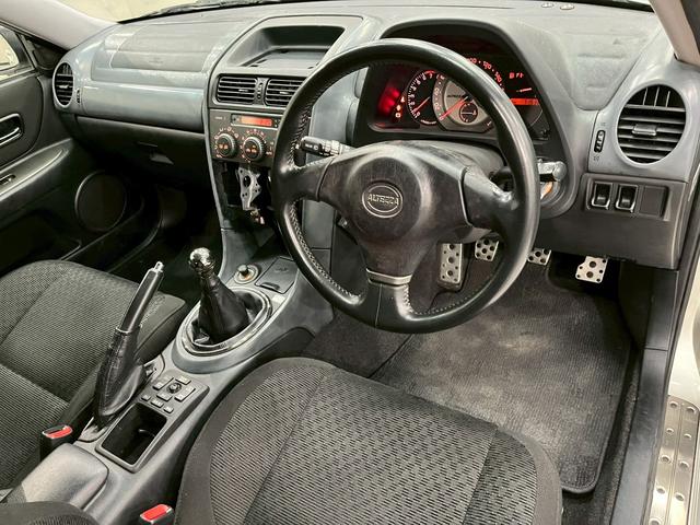 アルテッツァジータ AS200 Zエディション ユーザー様直接仕入れ 6速MT 社外サスペンション フォグランプ 社外17インチアルミ トランクタワーバー 革巻きステアリング 電格ドアミラー サイドバイザー リモコンキー ETC(39枚目)