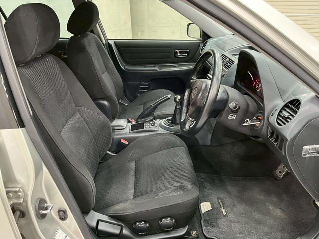 アルテッツァジータ AS200 Zエディション ユーザー様直接仕入れ 6速MT 社外サスペンション フォグランプ 社外17インチアルミ トランクタワーバー 革巻きステアリング 電格ドアミラー サイドバイザー リモコンキー ETC(40枚目)