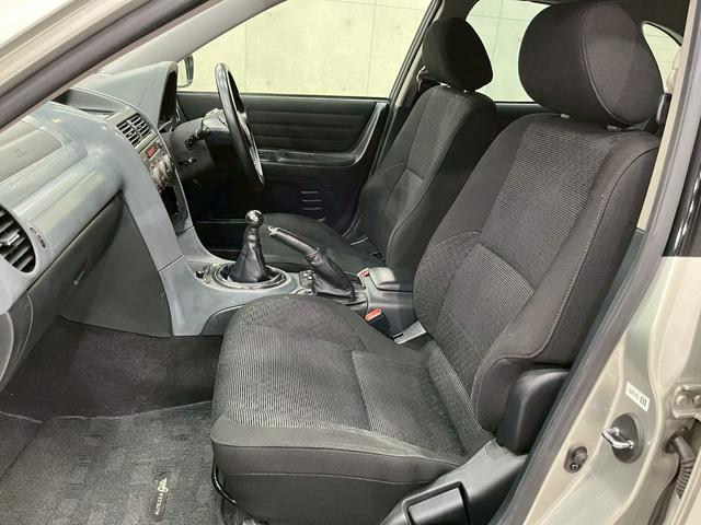 アルテッツァジータ AS200 Zエディション ユーザー様直接仕入れ 6速MT 社外サスペンション フォグランプ 社外17インチアルミ トランクタワーバー 革巻きステアリング 電格ドアミラー サイドバイザー リモコンキー ETC(43枚目)