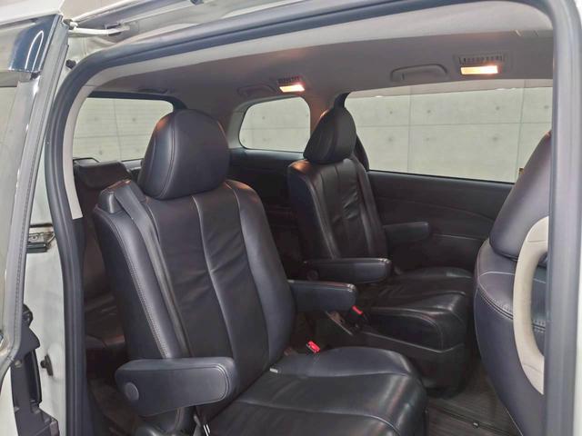 充実装備の１台入荷致しました♪ぜひ実車を見に来てください♪