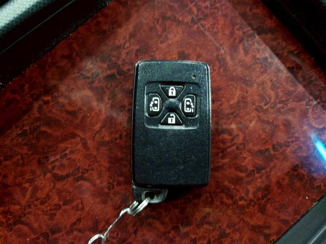 こちら大変人気な車両でございます！ご検討の際は是非お早めのお問い合わせをお勧め致します。