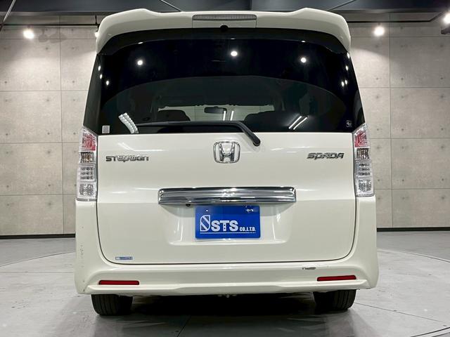 ステップワゴンスパーダ S ユーザー様直接仕入れ HIDヘッドライト フォグ 純正16インチアルミ 両側パワスラ 純正ナビ DVD再生 フリップダウンモニター バックカメラ ステアスイッチ パドルシフト 電格ミラー ETC車載器(15枚目)