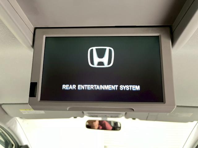 ステップワゴンスパーダ S ユーザー様直接仕入れ HIDヘッドライト フォグ 純正16インチアルミ 両側パワスラ 純正ナビ DVD再生 フリップダウンモニター バックカメラ ステアスイッチ パドルシフト 電格ミラー ETC車載器(49枚目)