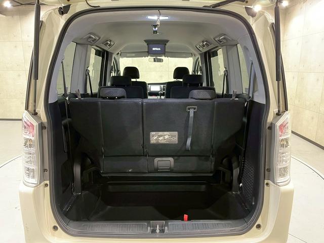 ステップワゴンスパーダ S ユーザー様直接仕入れ HIDヘッドライト フォグ 純正16インチアルミ 両側パワスラ 純正ナビ DVD再生 フリップダウンモニター バックカメラ ステアスイッチ パドルシフト 電格ミラー ETC車載器(62枚目)