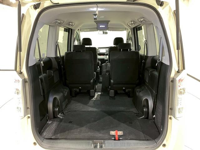 ステップワゴンスパーダ S ユーザー様直接仕入れ HIDヘッドライト フォグ 純正16インチアルミ 両側パワスラ 純正ナビ DVD再生 フリップダウンモニター バックカメラ ステアスイッチ パドルシフト 電格ミラー ETC車載器(63枚目)