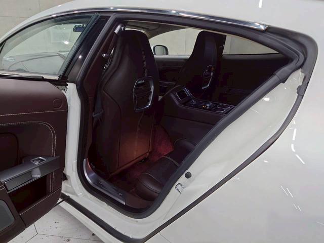 ラピード ベースグレード　ユーザー様直接仕入れ　Ｖ１２エンジン　純正２０インチゴールド塗装ＡＷ　純正ナビ　バックモニター　茶レザーシート　パワーシート　シートヒーター　タッチトロニック　Ｂａｎｇ＆Ｏｌｆｓｅｎスピーカー　ＥＴＣ（58枚目）