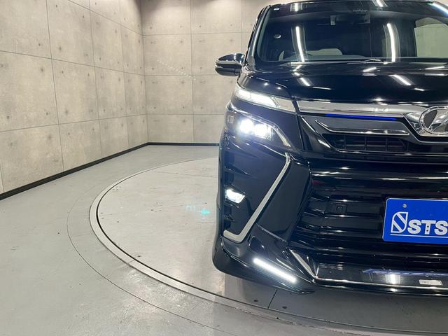 ヴォクシー ＺＳ　煌ＩＩ　ワンオーナー　ＴＲＤエアロ　１６インチＡＷ　両側パワスラ　ＬＥＤヘッドライト　純正ナビ　フルセグＴＶ　Ｂｌｕｅｔｏｏｔｈ接続　リアカメラ　フリップダウン　オートクルーズ　ドラレコ　スマートキー　ＥＴＣ（10枚目）