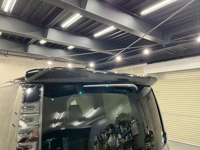 ヴォクシー ＺＳ　煌ＩＩ　ワンオーナー　ＴＲＤエアロ　１６インチＡＷ　両側パワスラ　ＬＥＤヘッドライト　純正ナビ　フルセグＴＶ　Ｂｌｕｅｔｏｏｔｈ接続　リアカメラ　フリップダウン　オートクルーズ　ドラレコ　スマートキー　ＥＴＣ（21枚目）