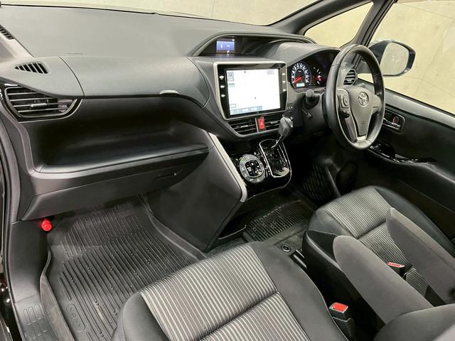 ヴォクシー ＺＳ　煌ＩＩ　ワンオーナー　ＴＲＤエアロ　１６インチＡＷ　両側パワスラ　ＬＥＤヘッドライト　純正ナビ　フルセグＴＶ　Ｂｌｕｅｔｏｏｔｈ接続　リアカメラ　フリップダウン　オートクルーズ　ドラレコ　スマートキー　ＥＴＣ（47枚目）