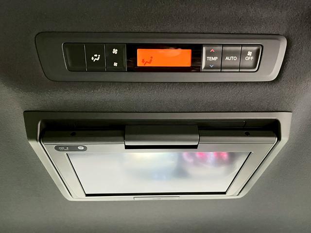 ヴォクシー ＺＳ　煌ＩＩ　ワンオーナー　ＴＲＤエアロ　１６インチＡＷ　両側パワスラ　ＬＥＤヘッドライト　純正ナビ　フルセグＴＶ　Ｂｌｕｅｔｏｏｔｈ接続　リアカメラ　フリップダウン　オートクルーズ　ドラレコ　スマートキー　ＥＴＣ（54枚目）