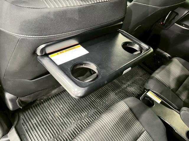 ヴォクシー ＺＳ　煌ＩＩ　ワンオーナー　ＴＲＤエアロ　１６インチＡＷ　両側パワスラ　ＬＥＤヘッドライト　純正ナビ　フルセグＴＶ　Ｂｌｕｅｔｏｏｔｈ接続　リアカメラ　フリップダウン　オートクルーズ　ドラレコ　スマートキー　ＥＴＣ（56枚目）