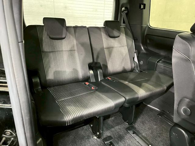 ヴォクシー ＺＳ　煌ＩＩ　ワンオーナー　ＴＲＤエアロ　１６インチＡＷ　両側パワスラ　ＬＥＤヘッドライト　純正ナビ　フルセグＴＶ　Ｂｌｕｅｔｏｏｔｈ接続　リアカメラ　フリップダウン　オートクルーズ　ドラレコ　スマートキー　ＥＴＣ（61枚目）