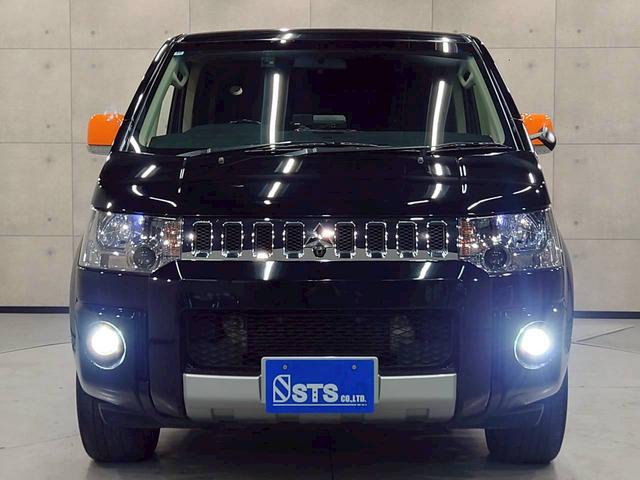 デリカＤ：５ Ｄ　パワーパッケージ　ユーザー様直接仕入れ　７人乗り　追加メーター　純正ナビ　フルセグＴＶ　ＢＴ接続　バックカメラ　フリップダウンモニター　シートヒーター　ＨＩＤライト　フォグ　純正１８ＡＷ　両側パワスラ　ドラレコ　ＥＴＣ（8枚目）