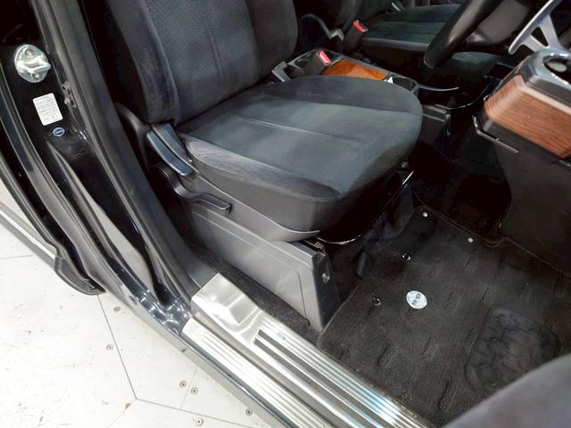 デリカＤ：５ Ｄ　パワーパッケージ　ユーザー様直接仕入れ　７人乗り　追加メーター　純正ナビ　フルセグＴＶ　ＢＴ接続　バックカメラ　フリップダウンモニター　シートヒーター　ＨＩＤライト　フォグ　純正１８ＡＷ　両側パワスラ　ドラレコ　ＥＴＣ（50枚目）