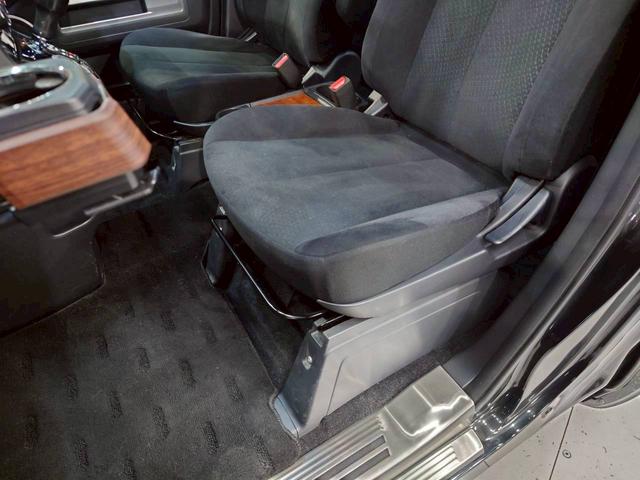 デリカＤ：５ Ｄ　パワーパッケージ　ユーザー様直接仕入れ　７人乗り　追加メーター　純正ナビ　フルセグＴＶ　ＢＴ接続　バックカメラ　フリップダウンモニター　シートヒーター　ＨＩＤライト　フォグ　純正１８ＡＷ　両側パワスラ　ドラレコ　ＥＴＣ（54枚目）