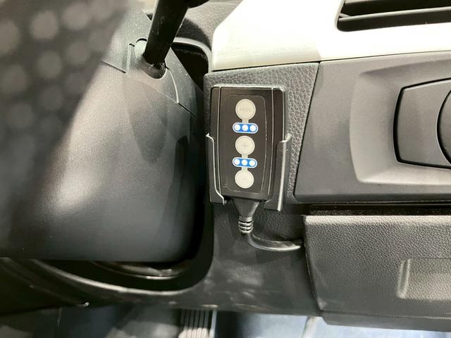 ３シリーズ ３３５ｉカブリオレ　Ｍスポーツパッケージ　ユーザー様直接仕入　ＥＮＥＲＧＹフルエアロ　社外４本出しマフラー・ダウンサス・２０インチＡＷ　ＨＩＤヘッドライト　フォグ　レザーシート　パワーシート　純正ナビ　クルコン　スマートキー　予備キー　ＥＴＣ（37枚目）