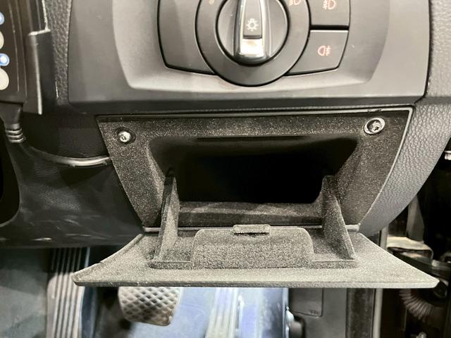 ３シリーズ ３３５ｉカブリオレ　Ｍスポーツパッケージ　ユーザー様直接仕入　ＥＮＥＲＧＹフルエアロ　社外４本出しマフラー・ダウンサス・２０インチＡＷ　ＨＩＤヘッドライト　フォグ　レザーシート　パワーシート　純正ナビ　クルコン　スマートキー　予備キー　ＥＴＣ（39枚目）